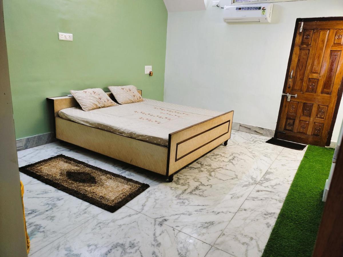 Yellow Homestay - Modern 2Bhk Ac Stay Jabalpur Exteriör bild