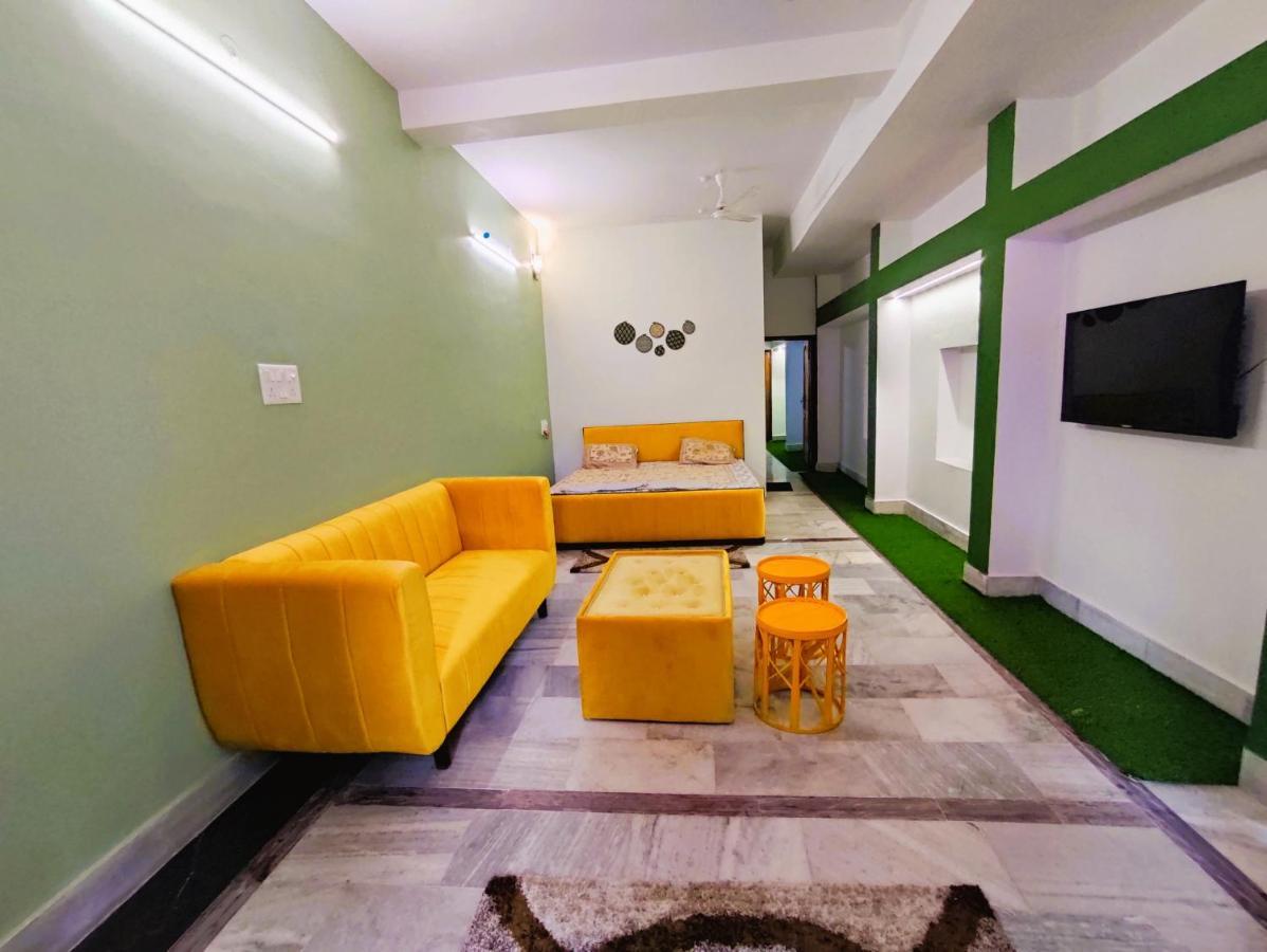 Yellow Homestay - Modern 2Bhk Ac Stay Jabalpur Exteriör bild