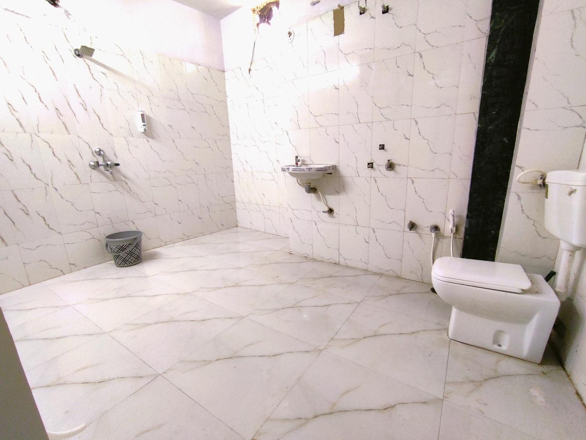 Yellow Homestay - Modern 2Bhk Ac Stay Jabalpur Exteriör bild